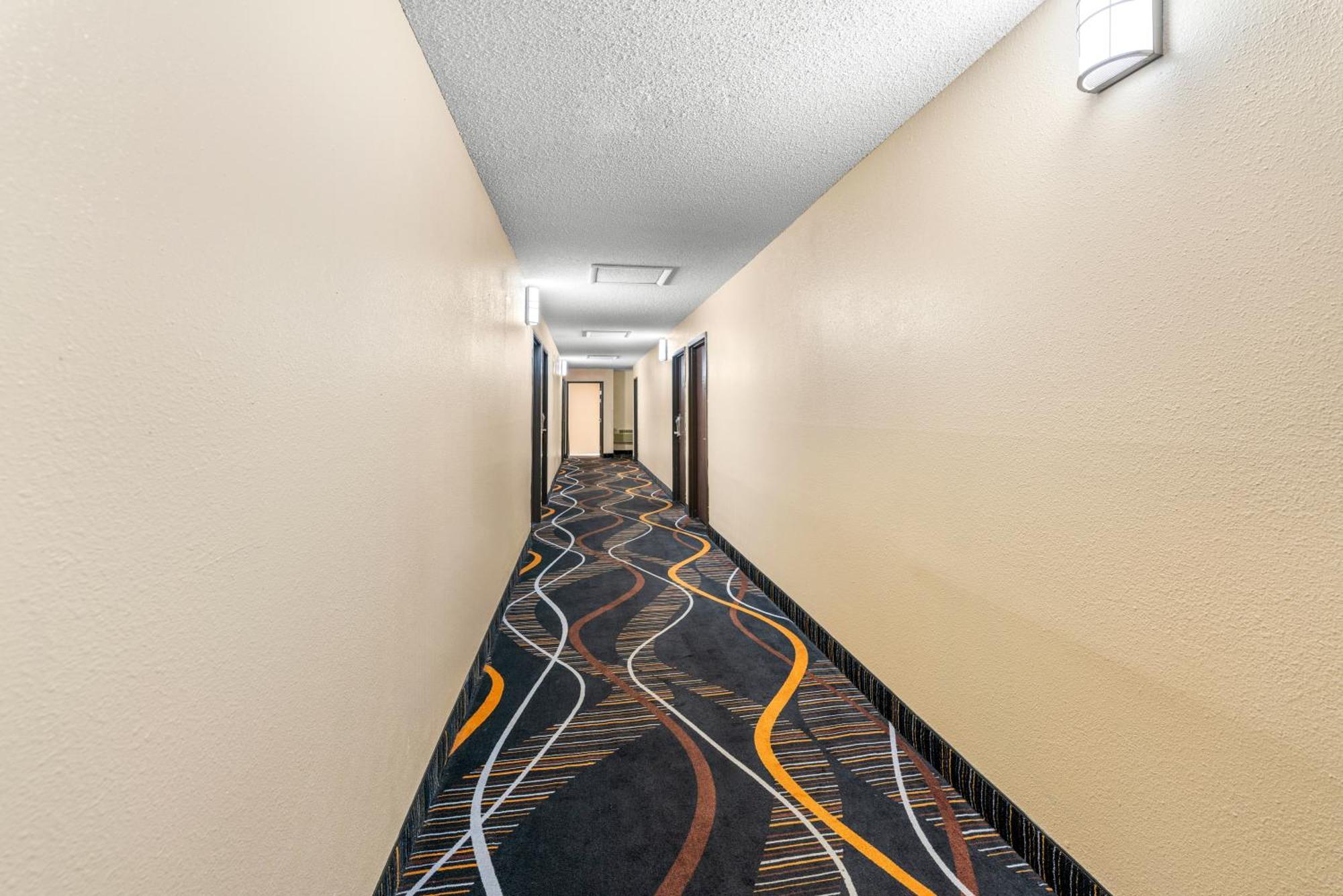 Americas Best Value Inn Decatur Bagian luar foto