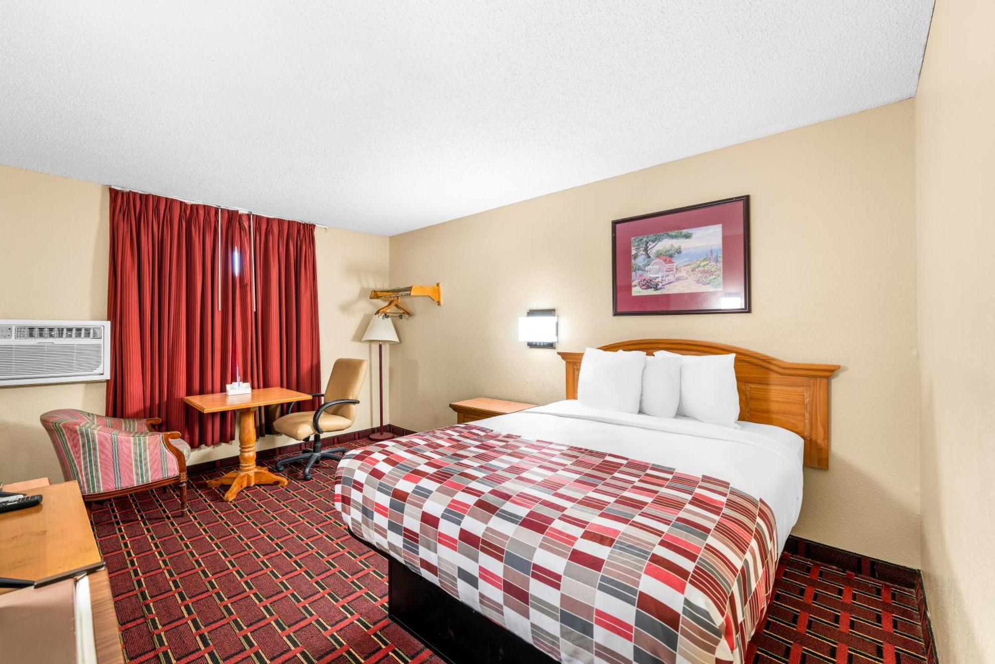 Americas Best Value Inn Decatur Bagian luar foto