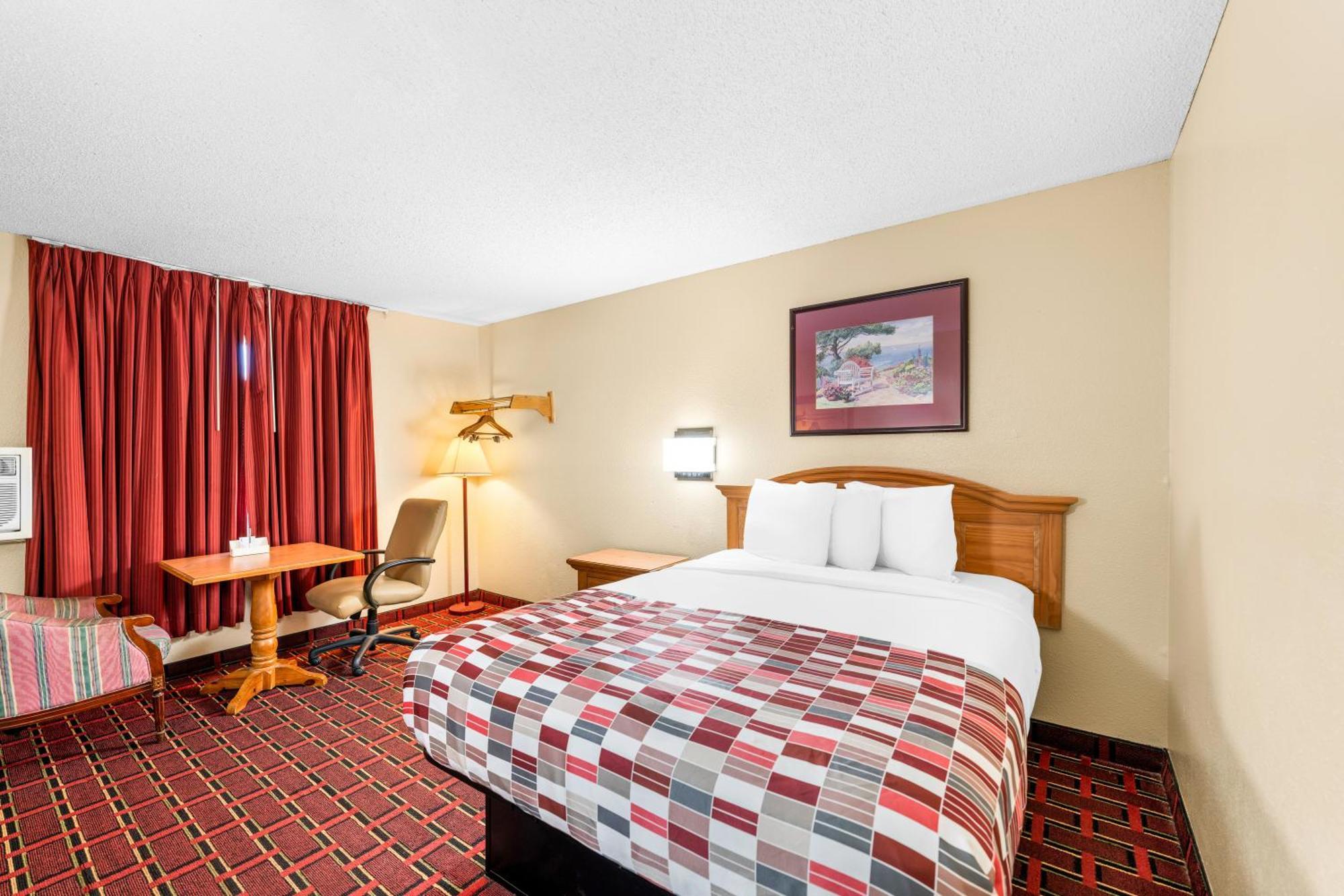 Americas Best Value Inn Decatur Bagian luar foto